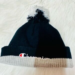 Champion Pom Beanie‎ Hat One Size